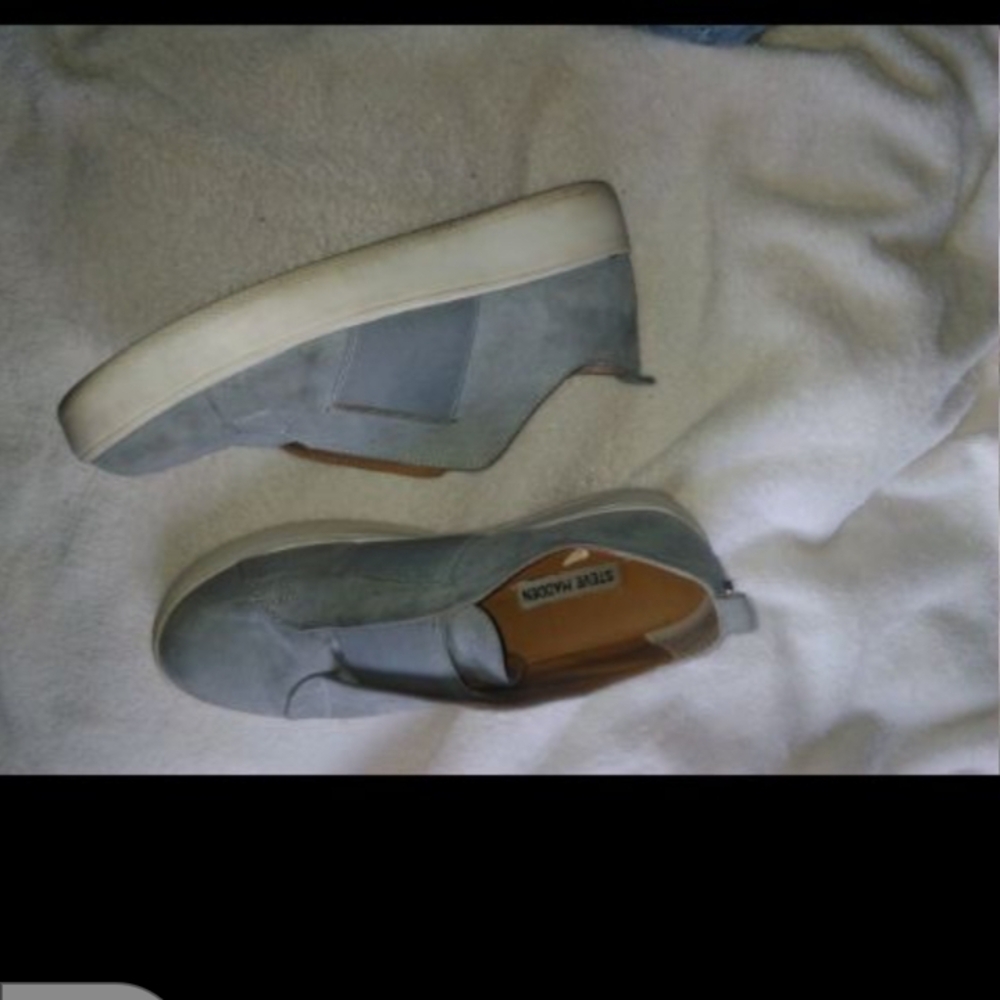Steve Madden Light Gray Suede Slip-On Sneakers